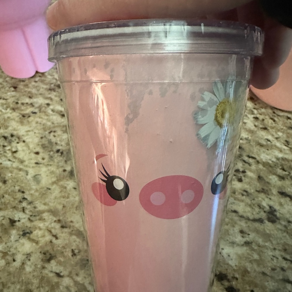 bulk pig collection of cups and snack holders. - Picture 7 of 7